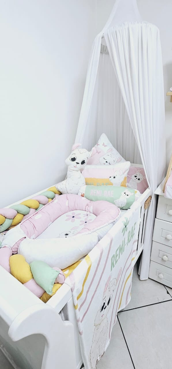 Dreamy Llama