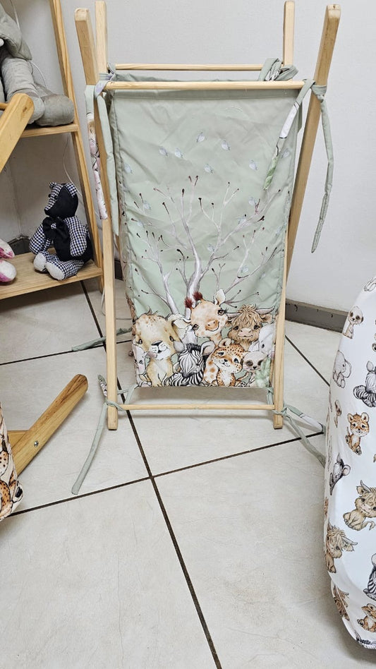 The wildest Safari Laundry Basket