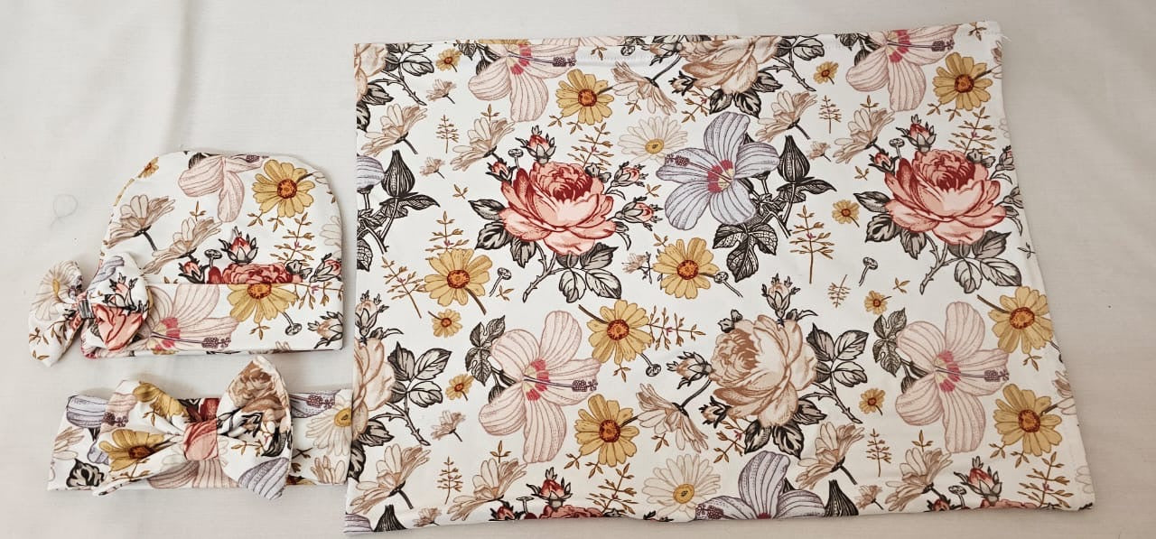 Vintage Floral Swaddle Set