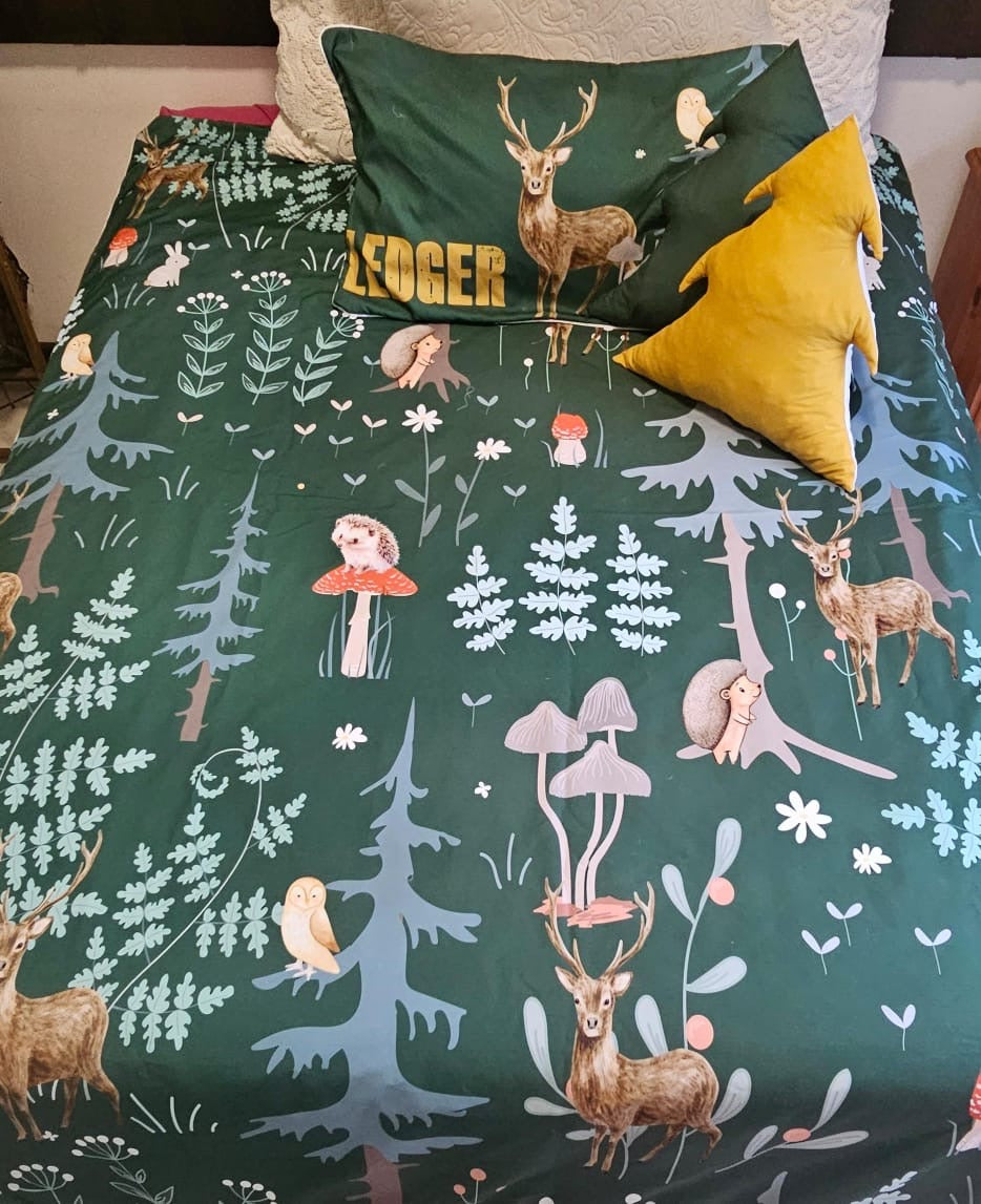 Evergreen Woodlands Deer Big Bedding