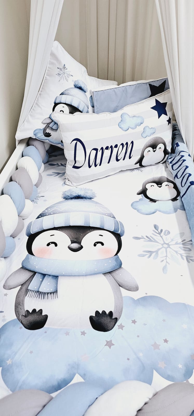 Frosted Penguin image 2