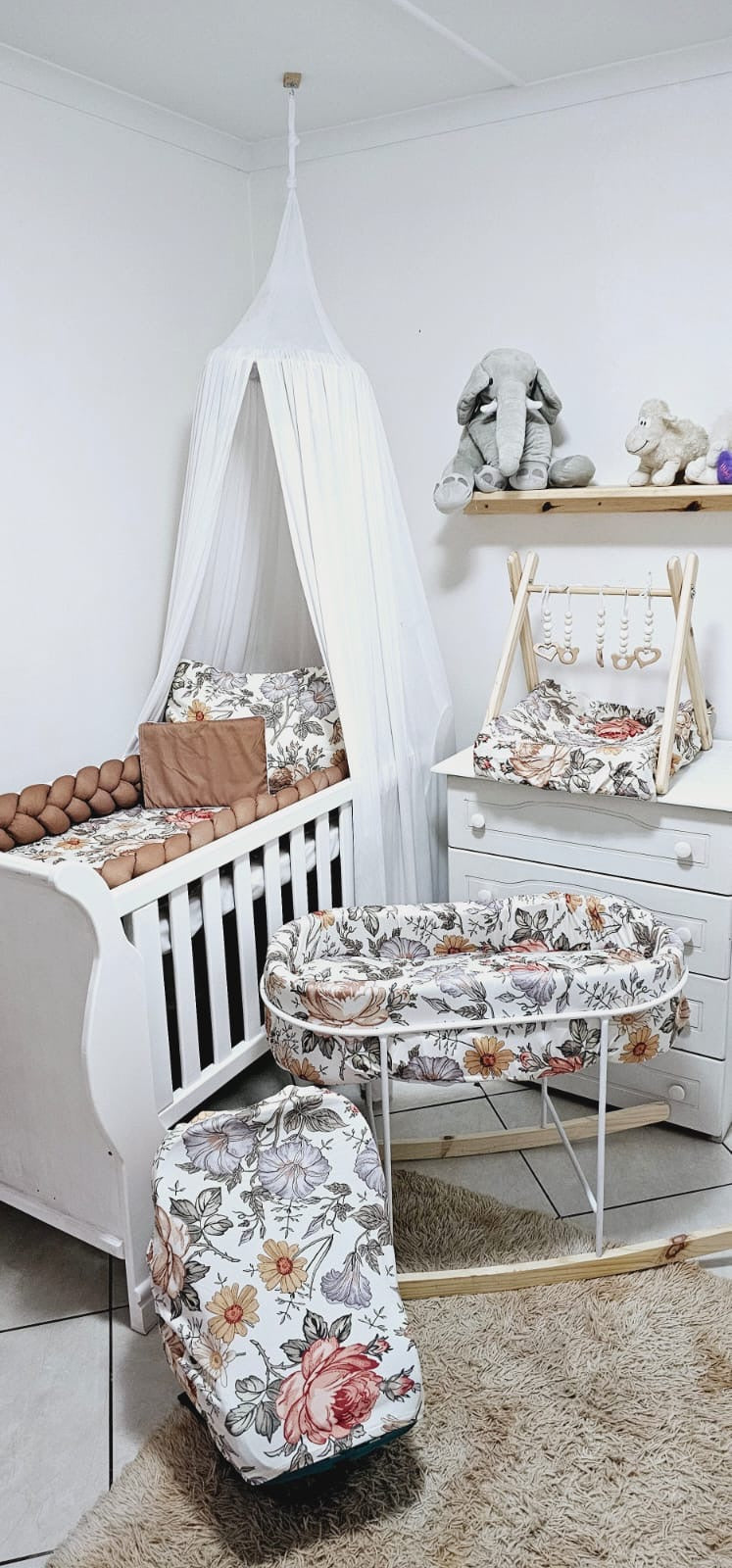 Vintage boho Floral Carry Cot