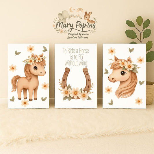 Set of three Horsey Blossom nursery canvas prints featuring sweet horses with floral crowns, daisies, a horseshoe and the quote “To ride a horse is to fly without wings” | Stel van drie Horsey Blossom kinderkamer-doekafdrukke met oulike perdjies met blomkrone, madeliefies, ’n hoefyster en die aanhaling “To ride a horse is to fly without wings”.