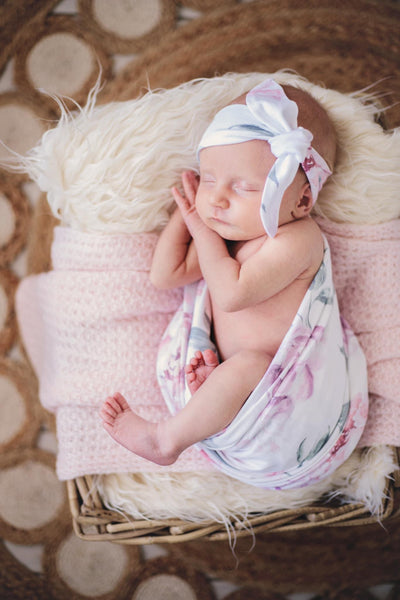 Swaddles
