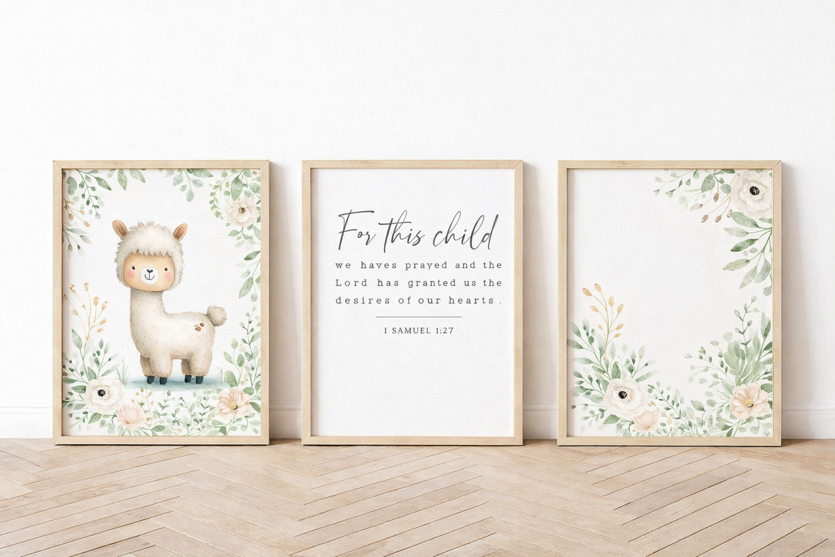 Set of three Llama Blossom nursery canvas prints featuring a cute llama, a floral scripture print reading “For this child we have prayed…” and a matching floral design in soft neutral tones | Stel van drie Llama Blossom kinderkamer-doekafdrukke met ’n oulike lama, ’n blomskrifdruk met die woorde “For this child we have prayed…” en ’n bypassende blomontwerp in sagte neutrale kleure.