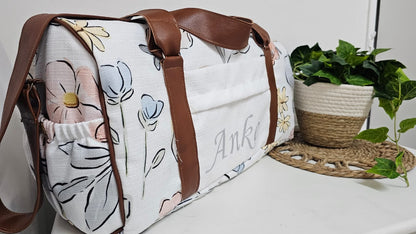Subtle Blooms Collection Hospital Bag image 3